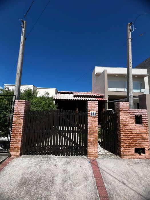 Casa - Venda - Residencial Amarílis - Pelotas - RS