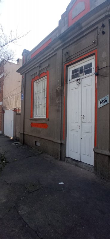 Casa Comercial - Aluguel - Centro - Pelotas - RS