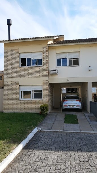 Casa em Condomínio - Venda - Zona Norte - Pelotas - RS