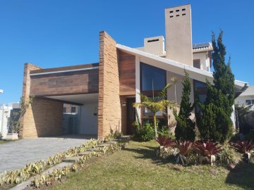 Casa em Condomnio  Venda